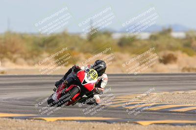 media/Feb-08-2025-CVMA (Sat) [[fcc6d2831a]]/Race 11-Amateur Supersport Open/